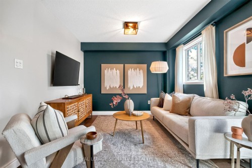 1373 Treeland Street, Burlington, ON 