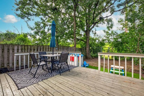 1373 Treeland Street, Burlington, ON 