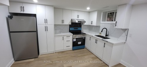 Bsmt-2632 Birch Crescent , Mississauga, ON L5J 4H1 5