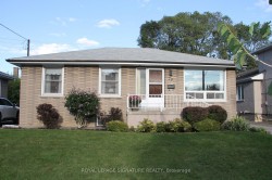79 Greenock Avenue Toronto, ON M1G 3A2