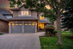 667 Sandcherry Drive Burlington, ON L7T 4L4