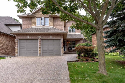 667 Sandcherry Drive, Burlington, ON 