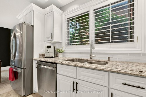 667 Sandcherry Drive, Burlington, ON 