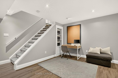 667 Sandcherry Drive, Burlington, ON 