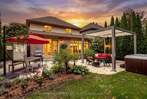 667 Sandcherry Drive, Burlington, ON 