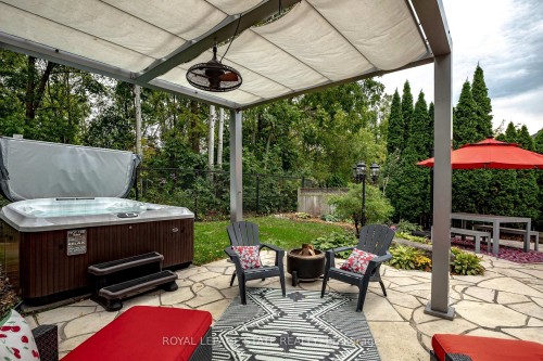 667 Sandcherry Drive, Burlington, ON 