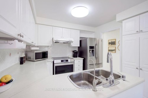 5386 Landsborough Avenue, Mississauga, ON 