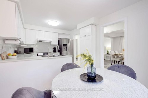 5386 Landsborough Avenue, Mississauga, ON 