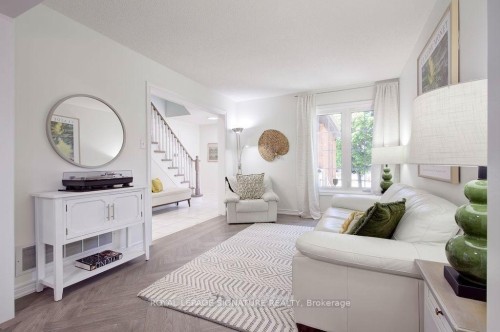 5386 Landsborough Avenue, Mississauga, ON 