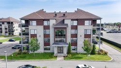403-116 Rue Dubois Saint-Eustache, QC J7P 4W9