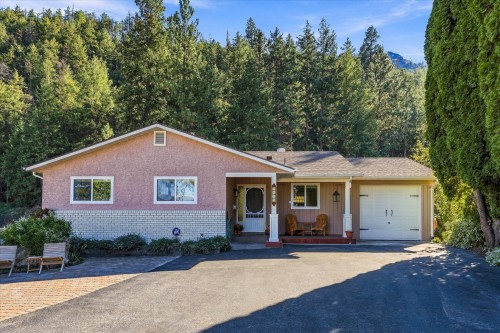 2684 Alhambra Drive  West Kelowna, BC V1Z 3A8