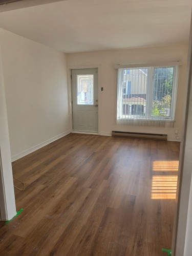 346 Rue St-Viateur , Joliette, QC J6X 1C8 3