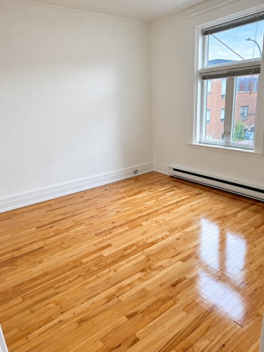 4222 Rue D'Iberville , Montréal (Le Plateau-Mont-Royal), QC H2H 2L6 3