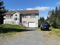 82 Bonavista Avenue Hilden, NS B0N 1C0