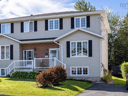 13 Herbert Road  Halifax, NS B3N 3C7