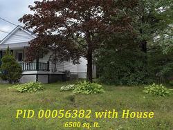 58 Jackson Road  Dartmouth, NS B4A 4A3