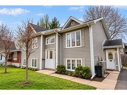 42-44 Beech ST Moncton, NB E1A 4G4