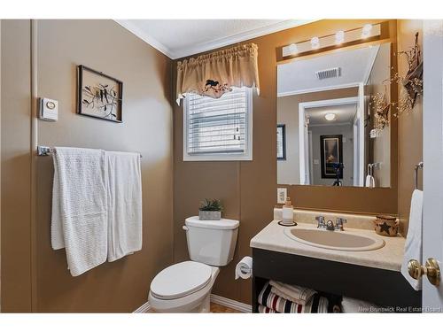 636 Barclay Loop, Fredericton, NB 