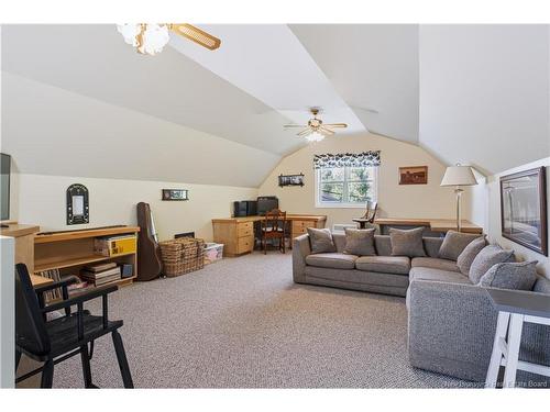 636 Barclay Loop, Fredericton, NB 