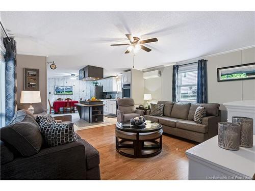 636 Barclay Loop, Fredericton, NB 