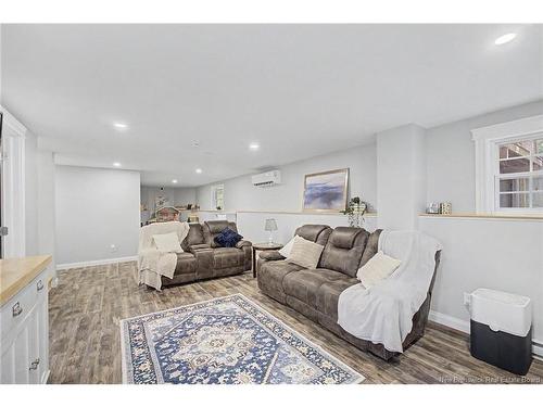 51 Upton St, Minto, NB 
