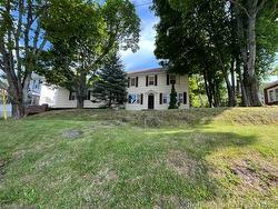 526 Montgomery ST Dalhousie, NB E8C 2A7