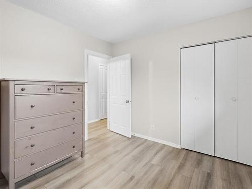 222 Harold Ave, Winnipeg, MB 