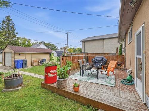 222 Harold Ave, Winnipeg, MB 