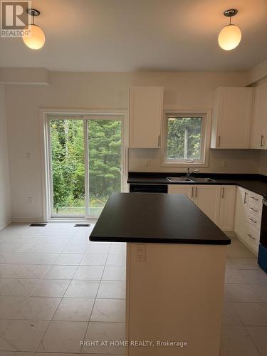 40 MILSON CRESCENT , Essa, Ontario L3W 0E1 3