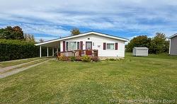 93 Hillcrest Avenue Hartland, NB E7P 1H9