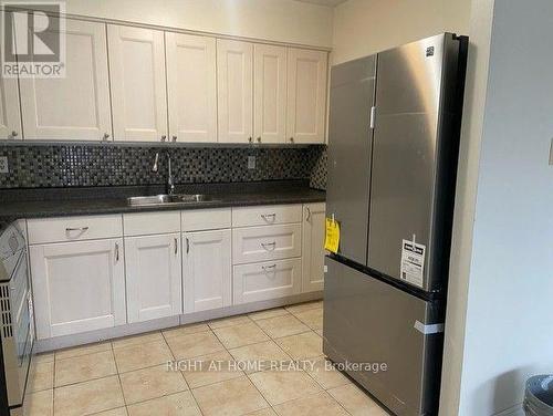 UNIT B - 3358 LAKE SHORE BOULEVARD W , Toronto, Ontario L8M 1M9 2