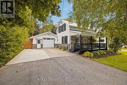 27 ELLEN STREET Grey Highlands, ON N0C 1E0