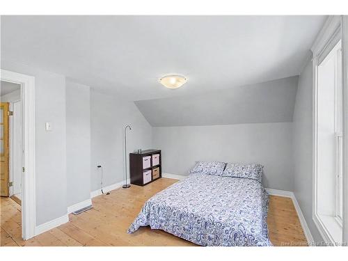 166 Brookside Dr, Fredericton, NB 