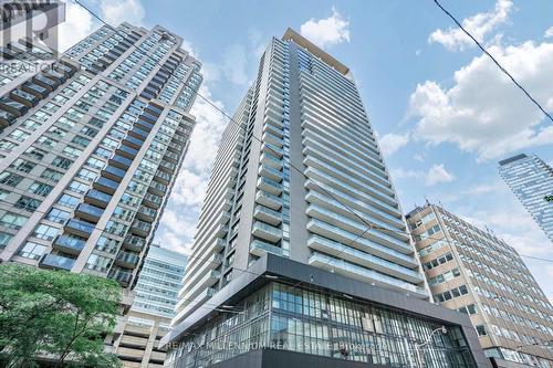 2212 - 770 BAY STREET , Toronto, Ontario M5G 0A6 5