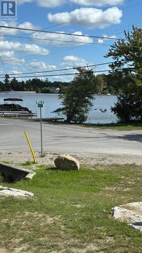 B - 195 FRONT STREET W , Kawartha Lakes (Bobcaygeon), Ontario K0M 1A0 2