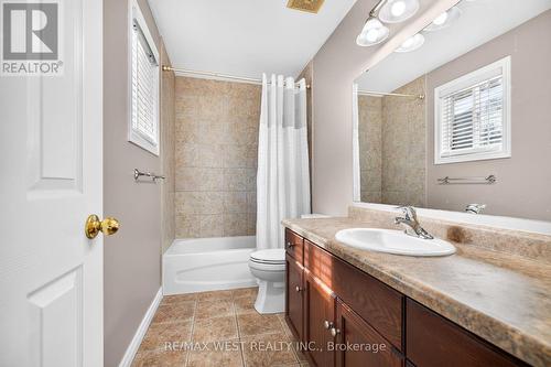 72 Etherington Crescent, Hamilton, ON 