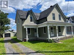 609 EAST STREET E Edwardsburgh/Cardinal, ON K0E 1E0