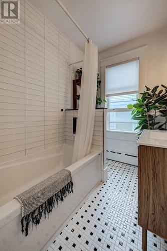 22 Maynard Avenue, Kitchener, ON 