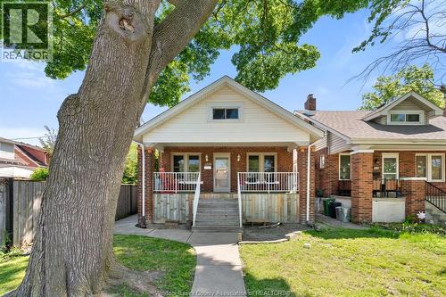 1220 BRUCE AVENUE  Windsor, ON N8X 1X3