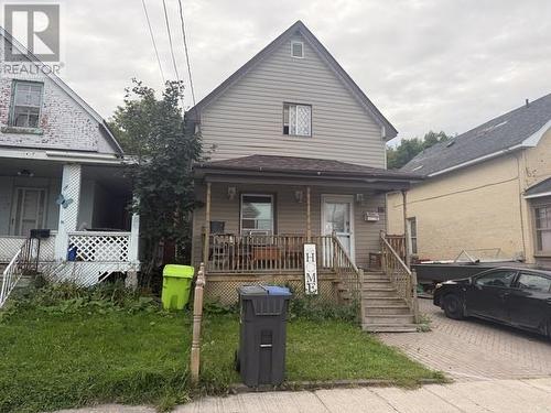 16 Abbott ST  Sault Ste. Marie, ON P6A 2V9