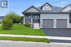 11 HACKBERRY Lane Simcoe, ON N3Y 0E1