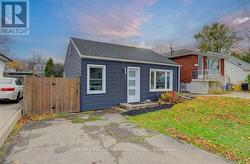 73 EAST 33RD STREET Hamilton, ON L8V 3T3