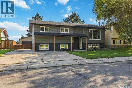 430 Ball WAY  Saskatoon, SK S7K 6E7