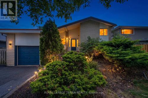 1571 Lewisham Drive, Mississauga, ON 