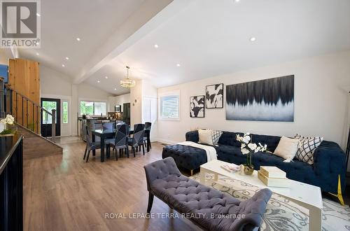 1571 Lewisham Drive, Mississauga, ON 