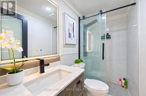 1571 Lewisham Drive, Mississauga, ON 