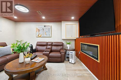 1571 Lewisham Drive, Mississauga, ON 