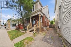 1082 CANNON Street E Hamilton, ON L8L 2J1