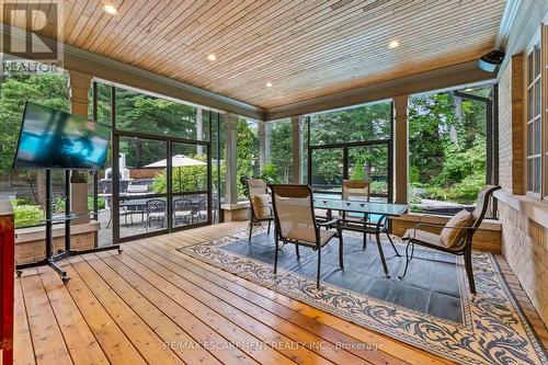 2209 Pineneedle Row, Mississauga, ON 
