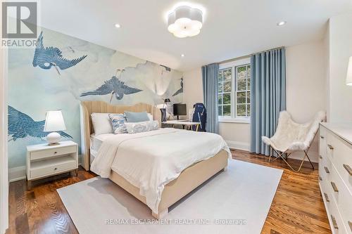 2209 Pineneedle Row, Mississauga, ON 